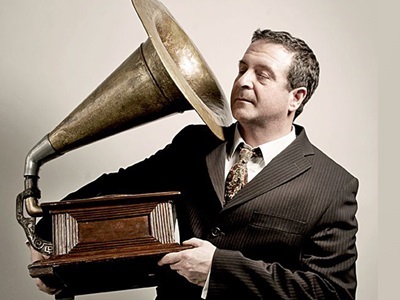 Mark Thomas: Bravo Figaro