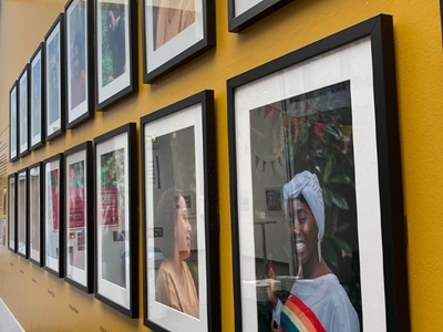 Crowns: an exhibition celebrating hair and head coverings